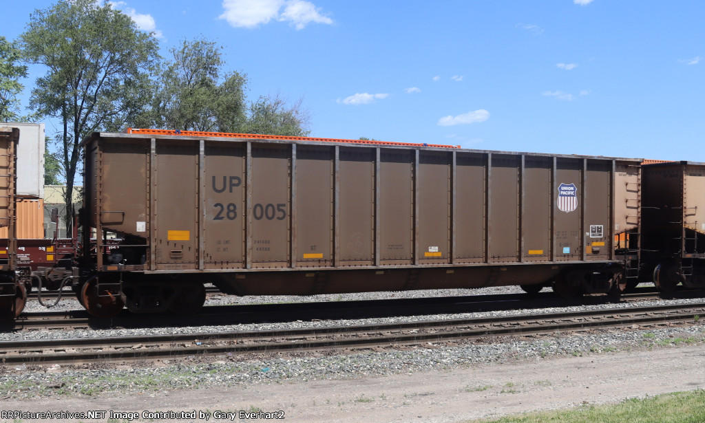 UP 28005 - Union Pacific